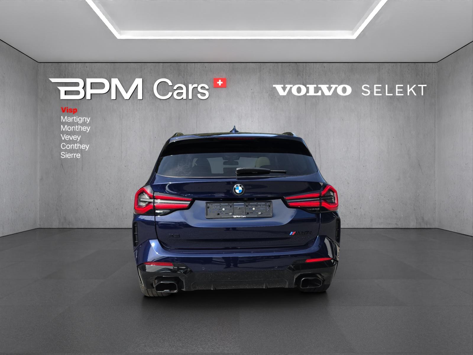 BMW X3 M40i Travel Individual-showroom-element-3
