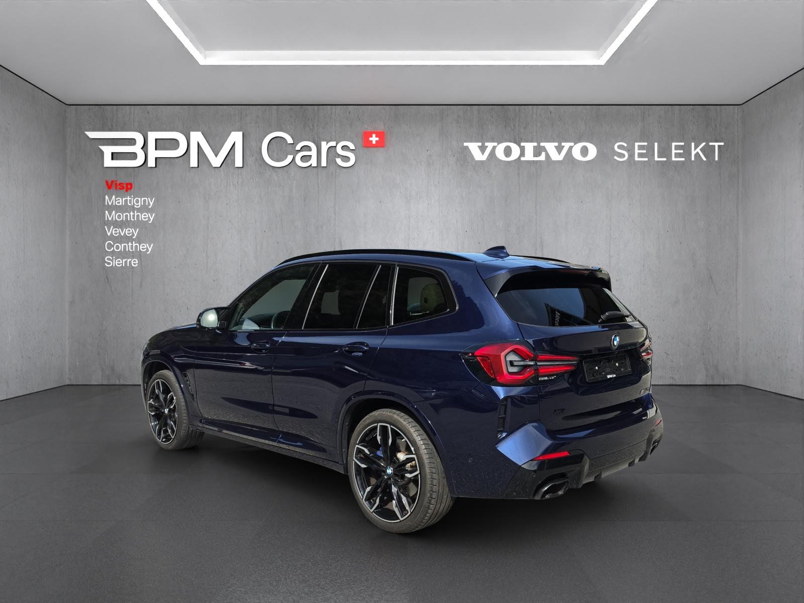 BMW X3 M40i Travel Individual-showroom-element-2