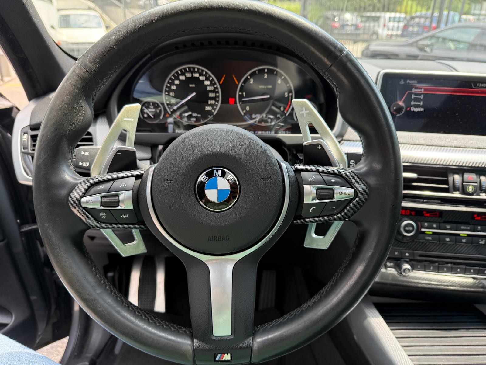 BMW X5 xDrive M50d Steptronic-image-13