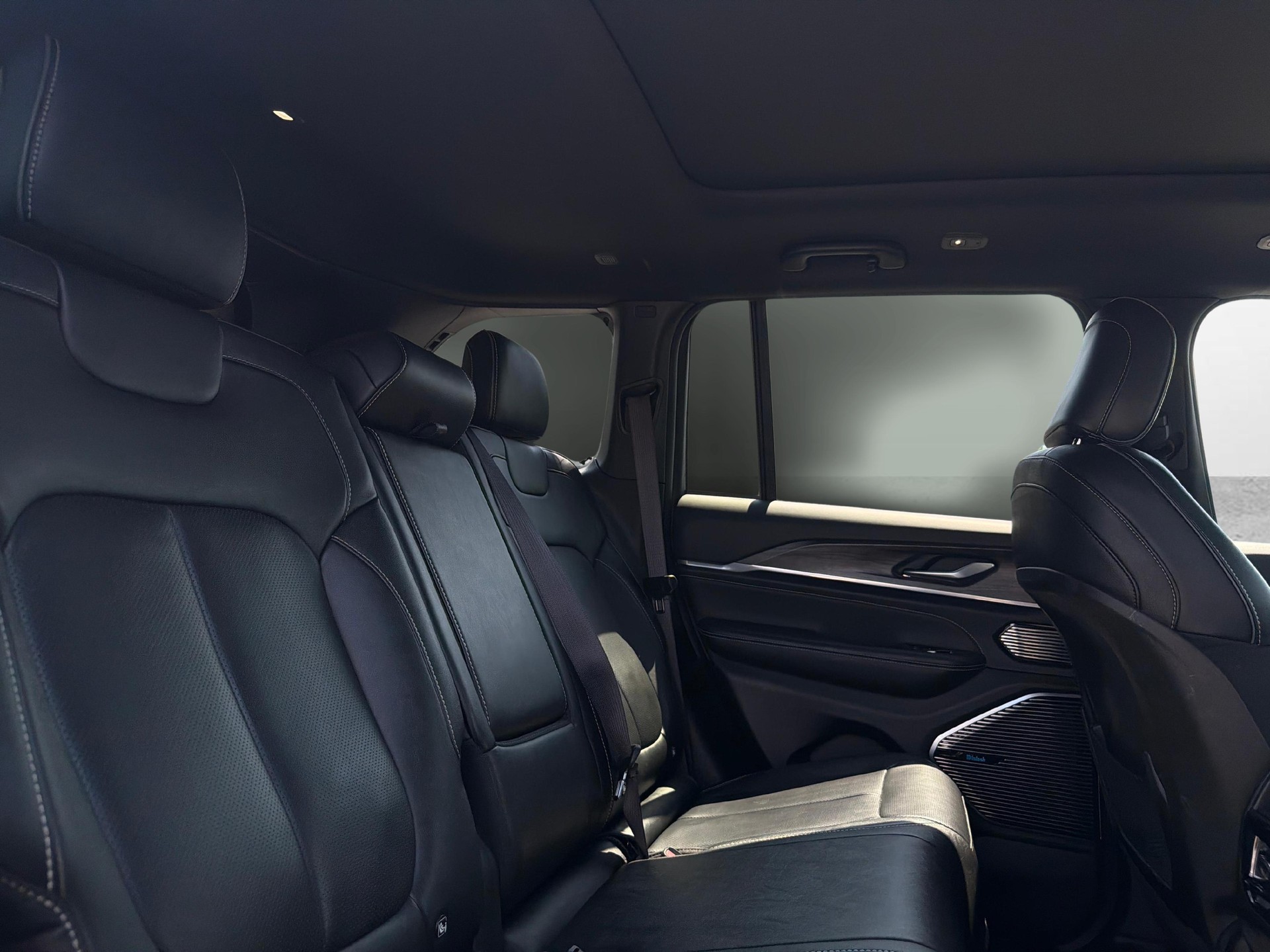 JEEP Grand Cherokee 2.0 Turbo Overland 4xe-image-6