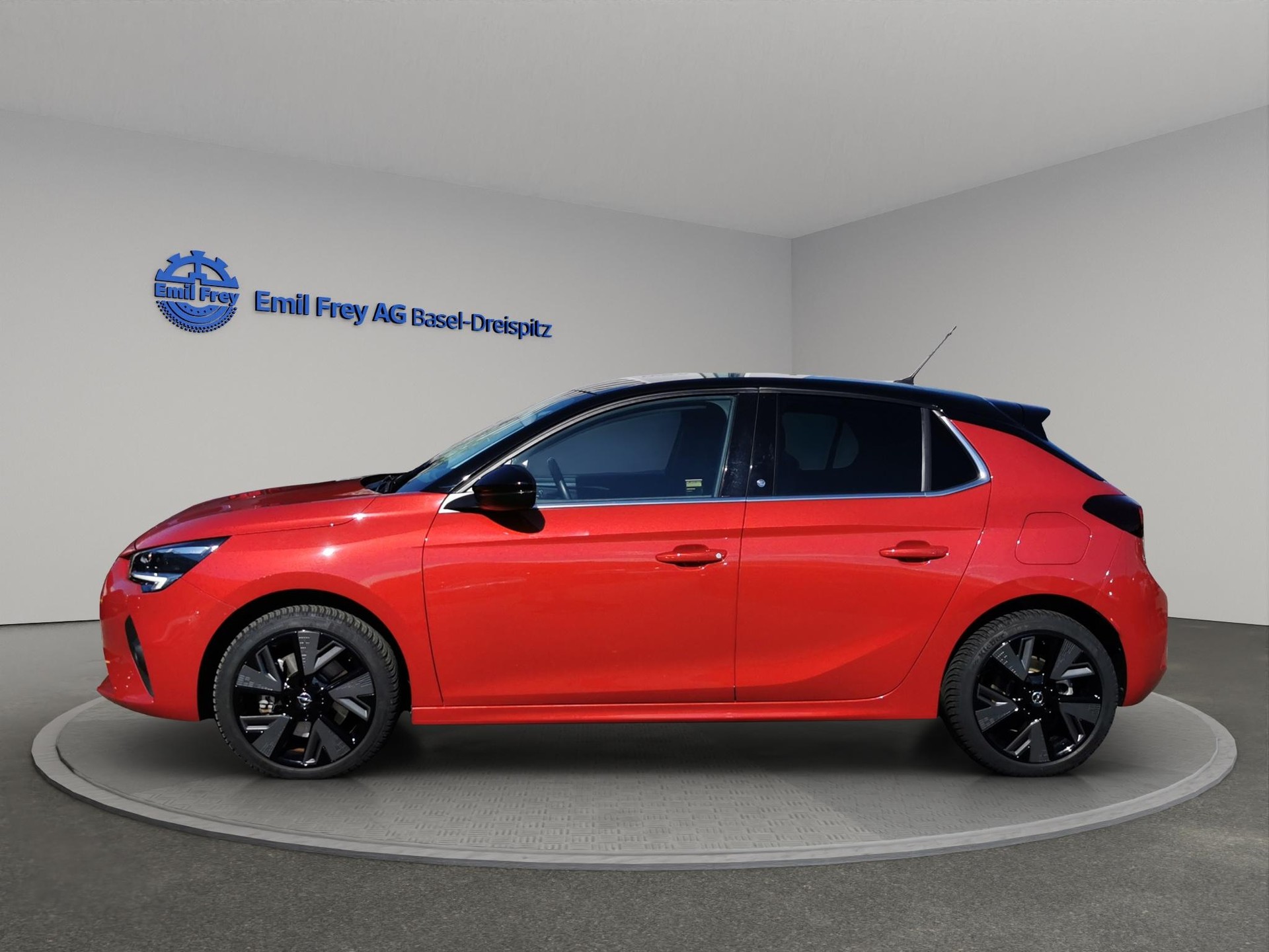 OPEL Corsa-e Elegance-image-2
