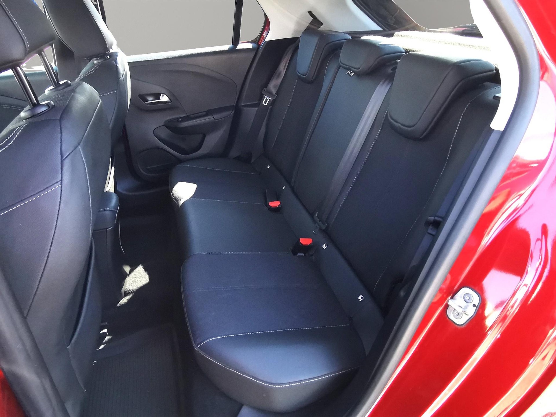 OPEL Corsa-e Elegance-image-9