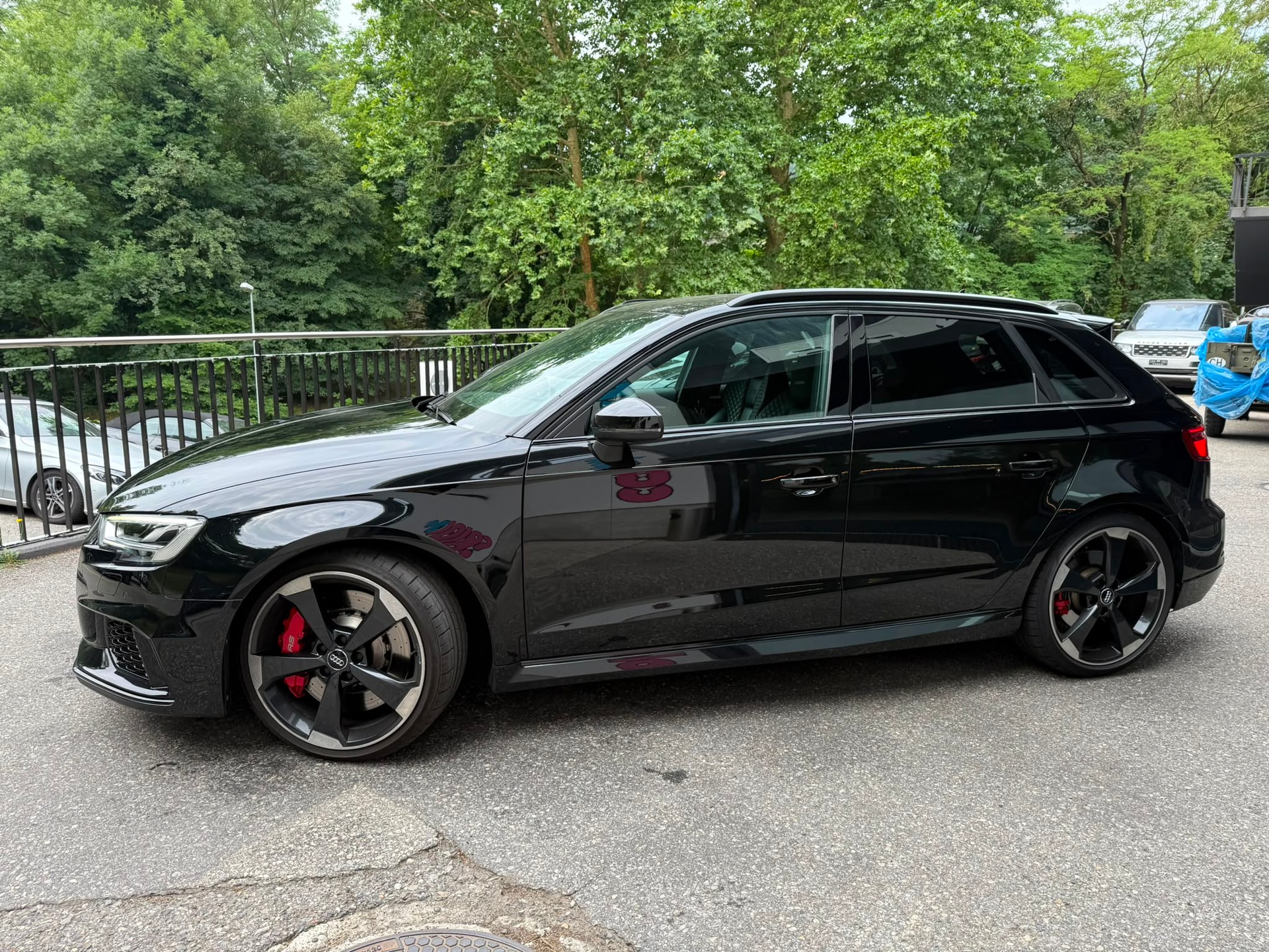 AUDI RS3 Sportback 2.5 TSI quattro S-tronic-image-8
