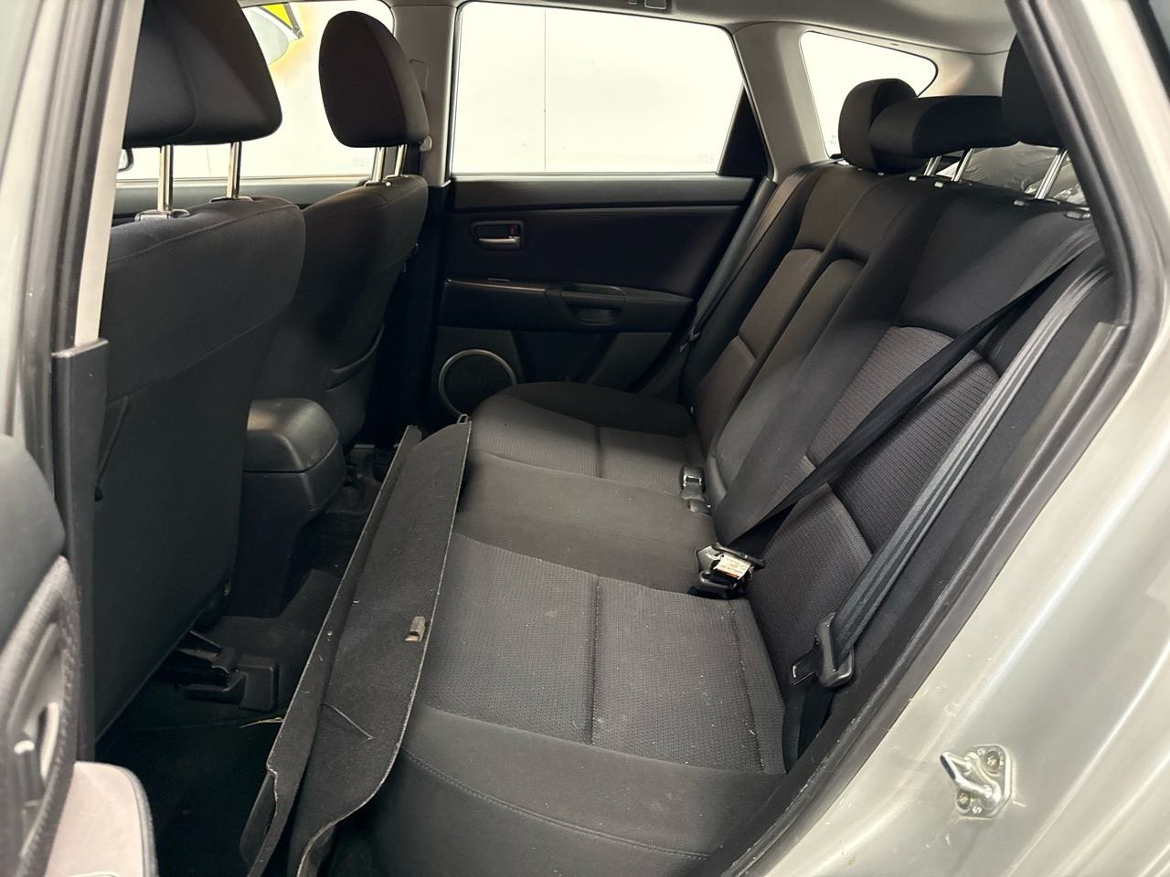 MAZDA 3 1.6 16V Confort-image-7