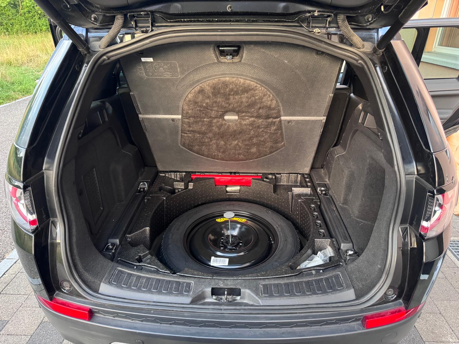 LAND ROVER Discovery Sport 2.0 TD4 HSE AT9-image-7