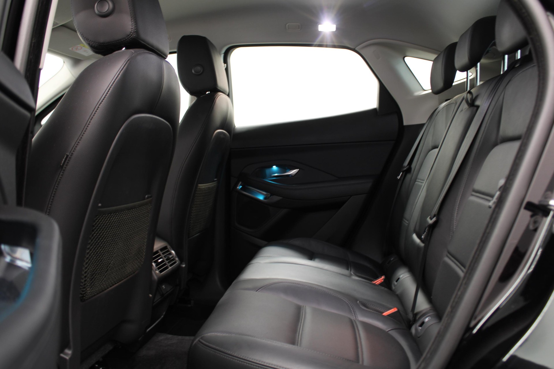 JAGUAR E-Pace 2.0 D 150 S AWD-image-5