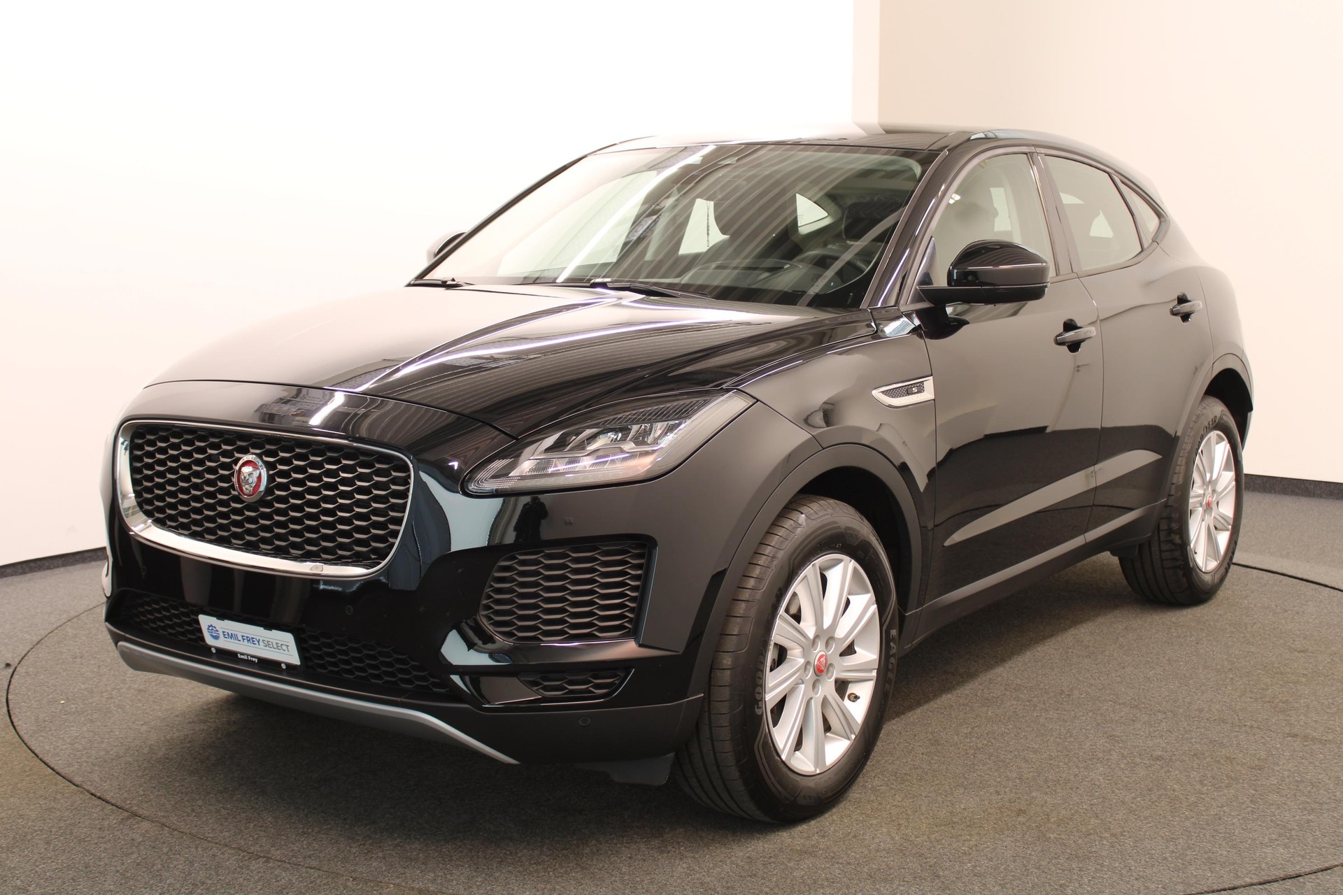 JAGUAR E-Pace 2.0 D 150 S AWD-image-0