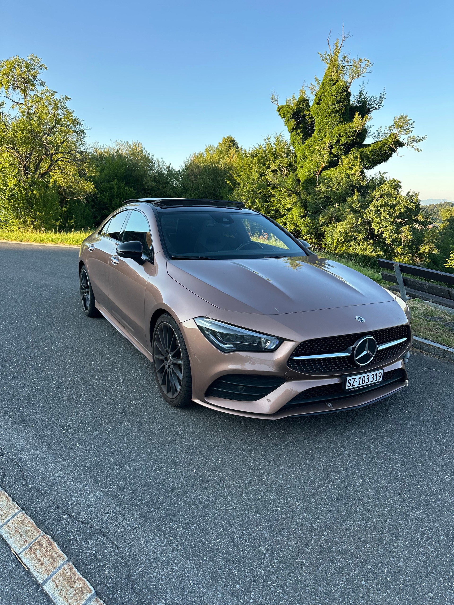 MERCEDES-BENZ CLA 200 AMG Line-image-0