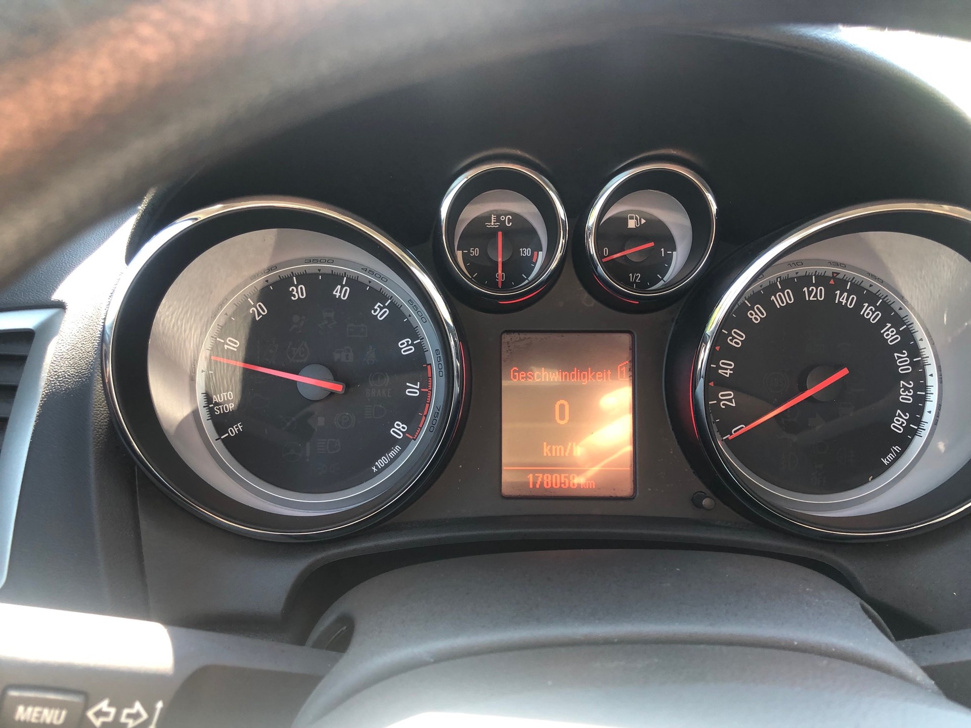 OPEL Astra ST 1.4i 16V Turbo Anniversary Ed.-image-9