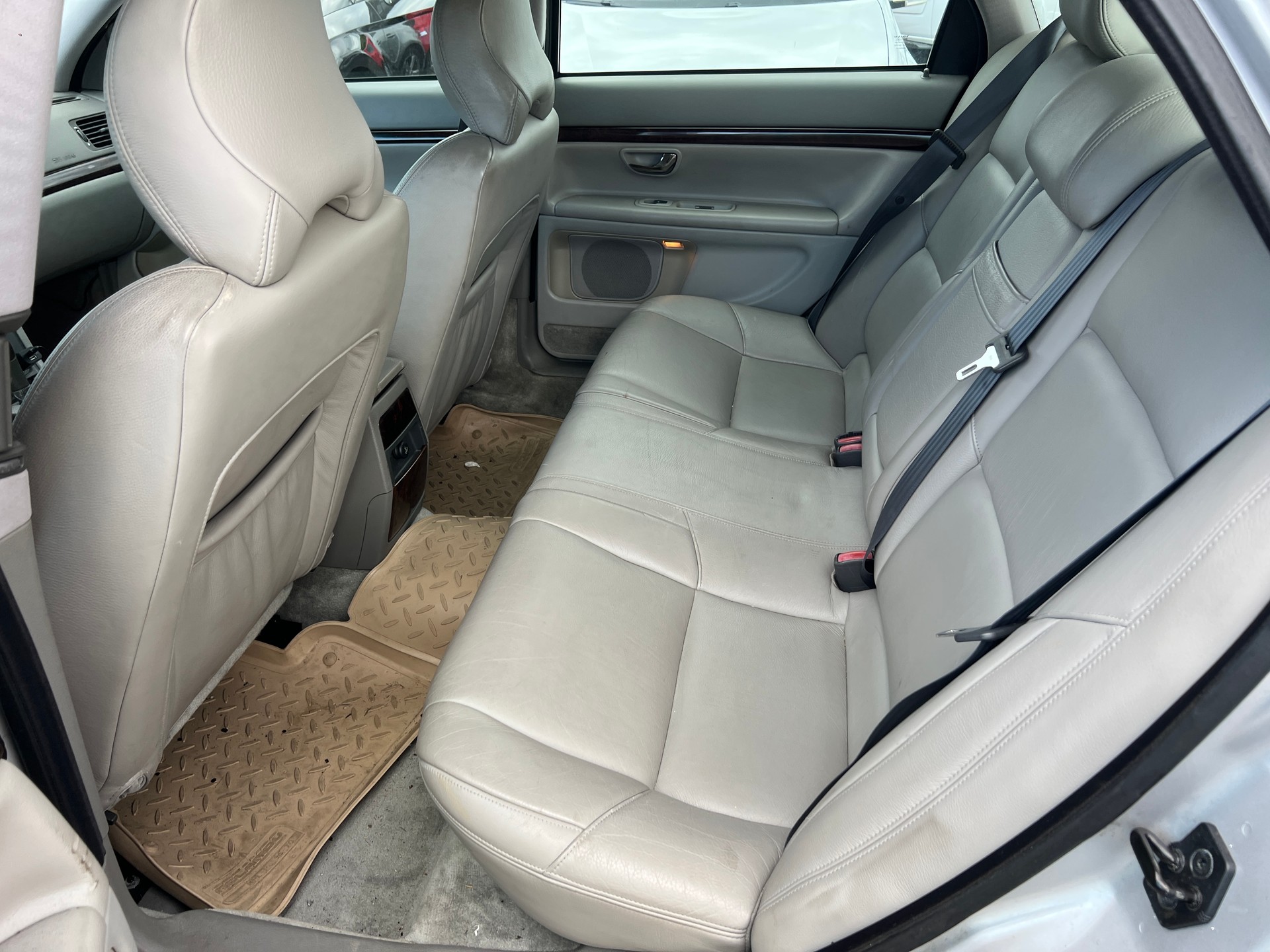 VOLVO S80 T6-image-8