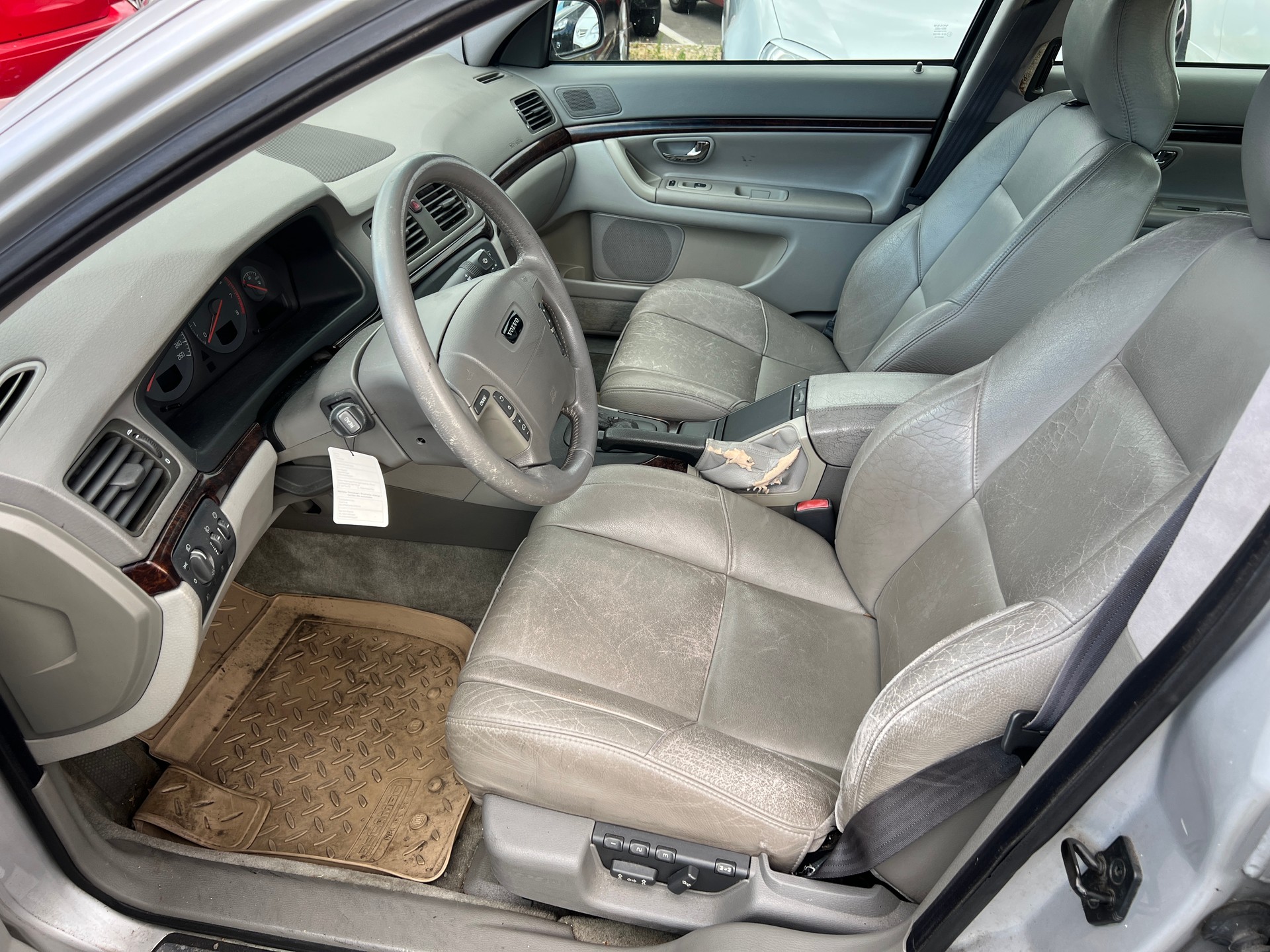 VOLVO S80 T6-image-7