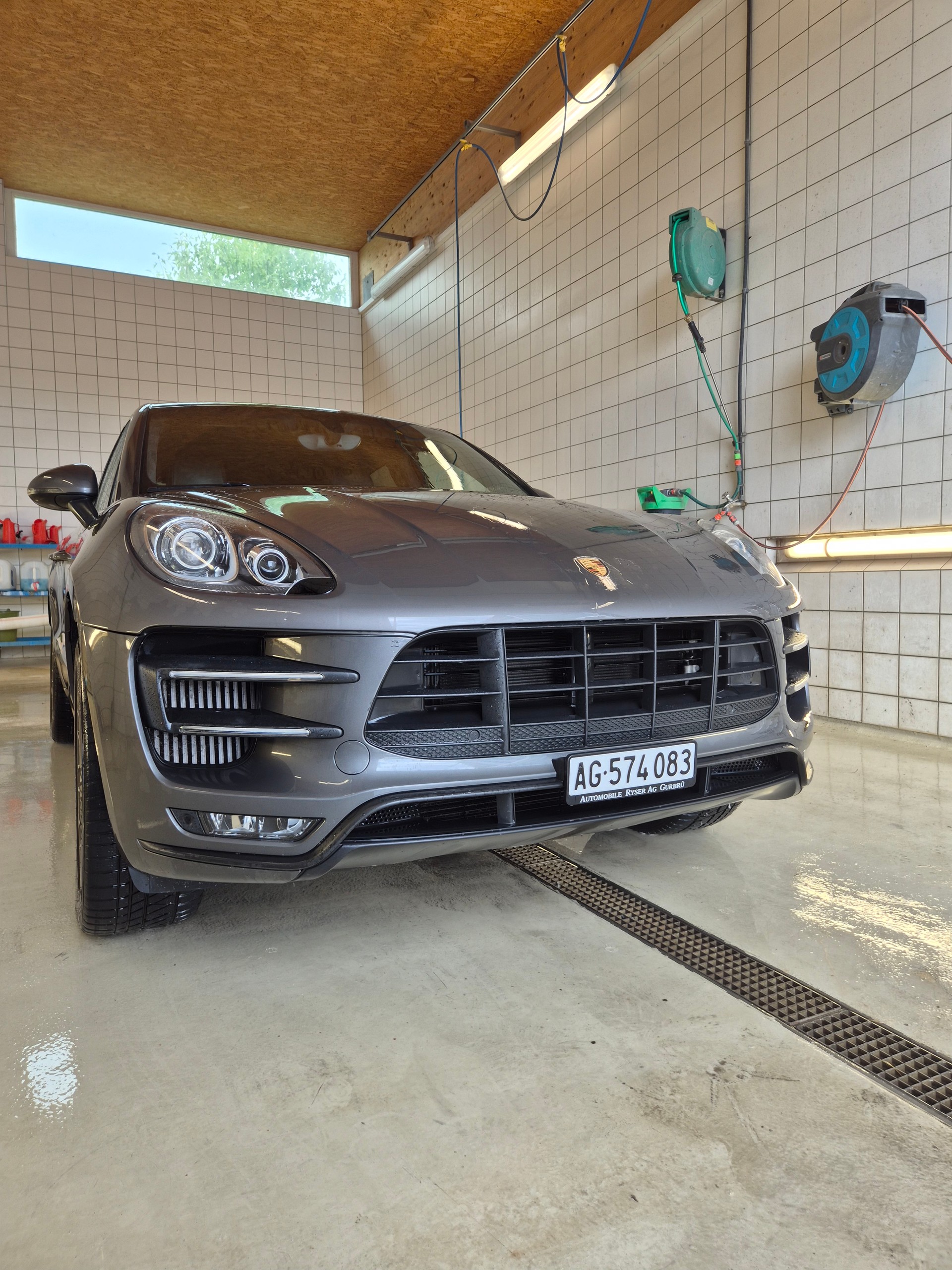 PORSCHE 3.6 V6 Turbo-image-3