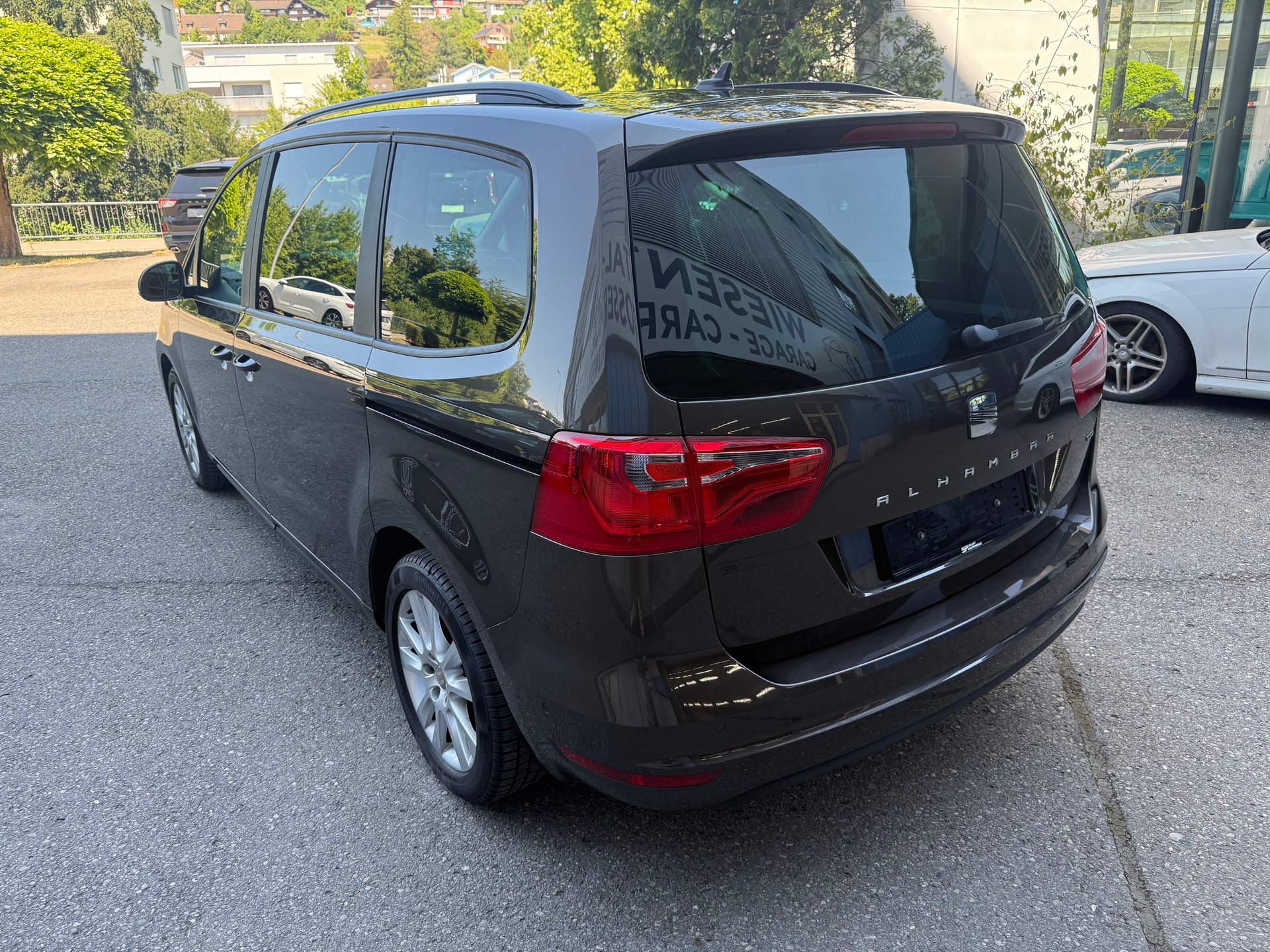 SEAT Alhambra 2.0 TDI Reference DSG-image-6