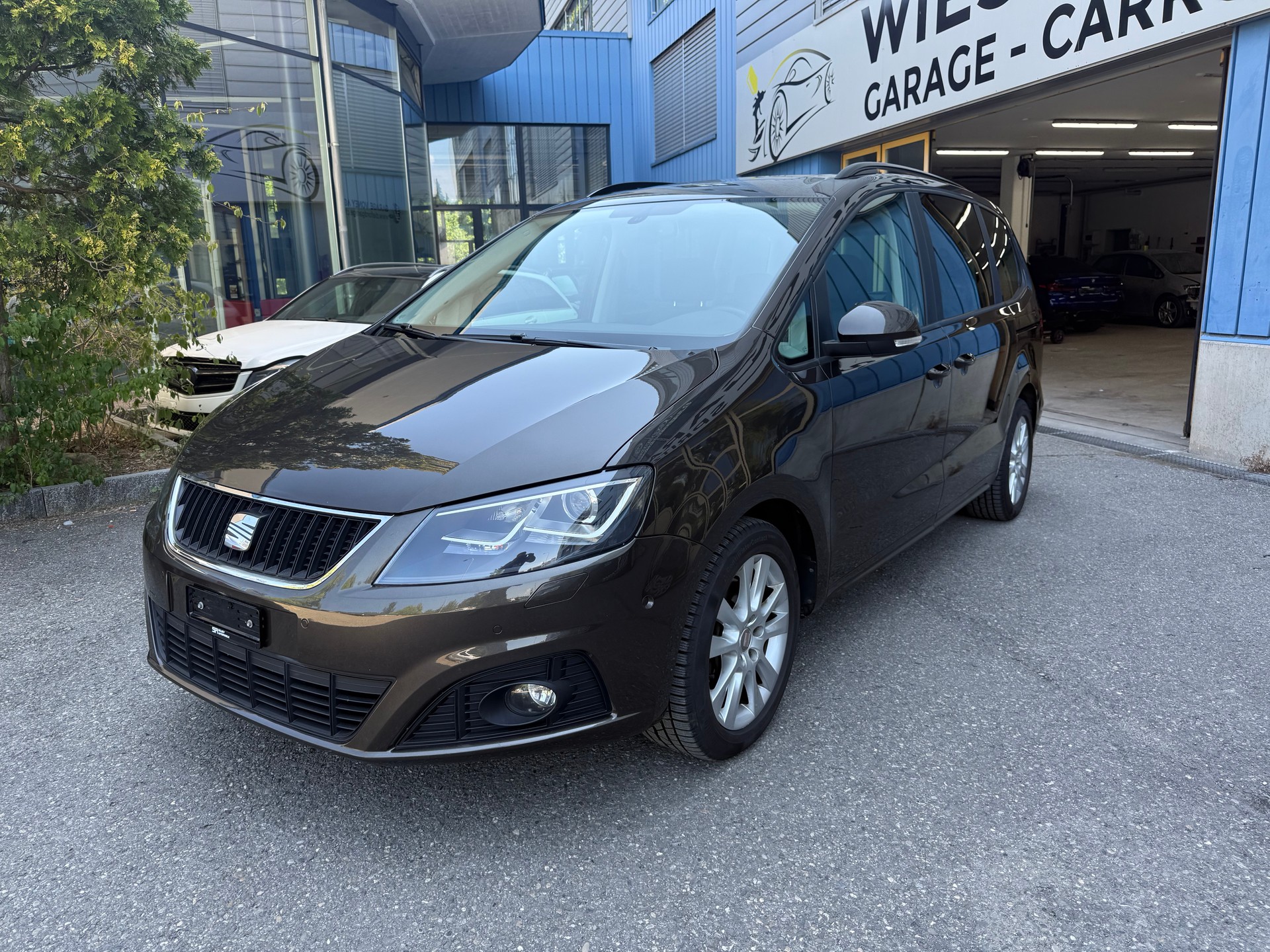 SEAT Alhambra 2.0 TDI Reference DSG-image-0