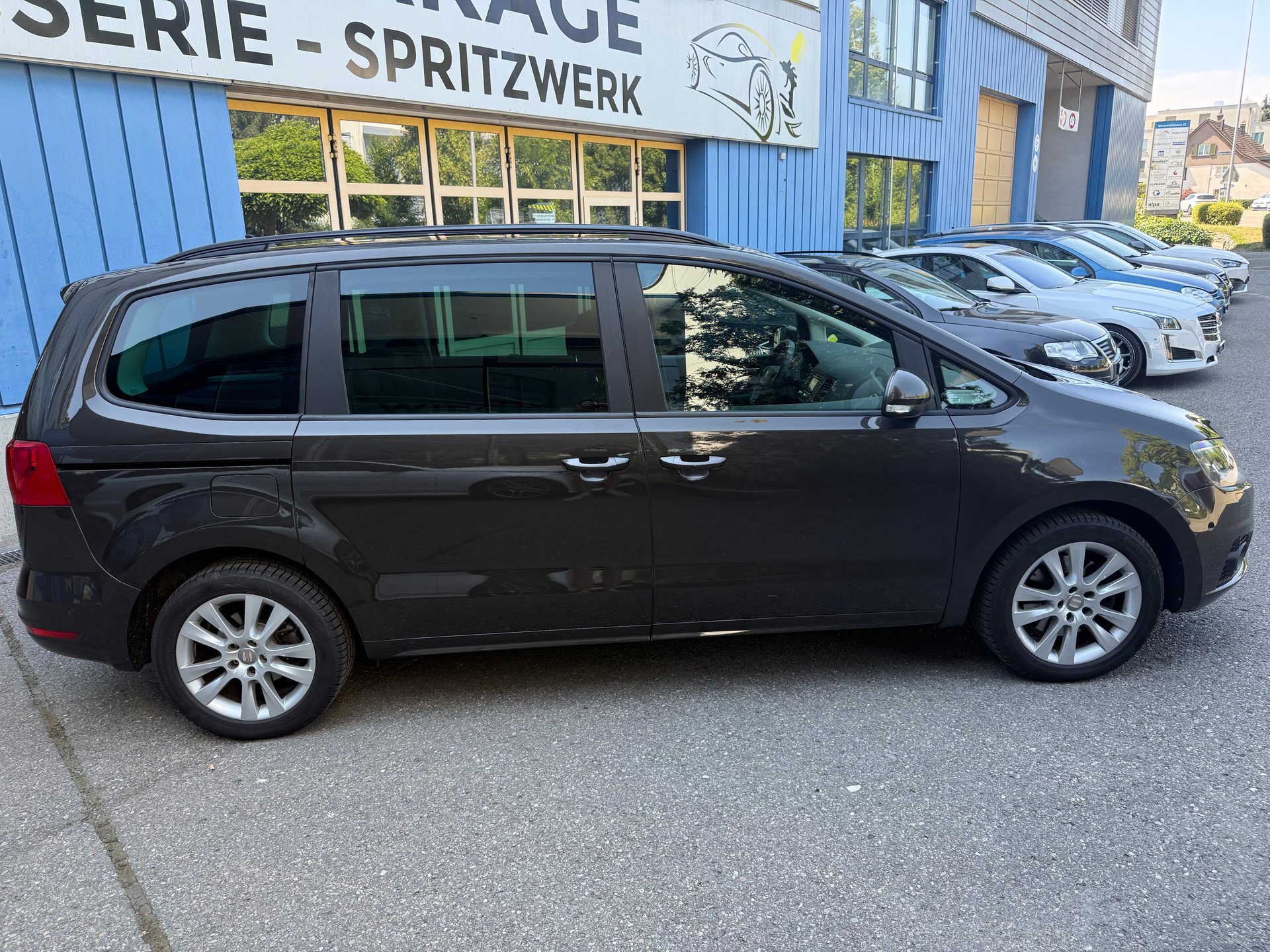 SEAT Alhambra 2.0 TDI Reference DSG-image-3