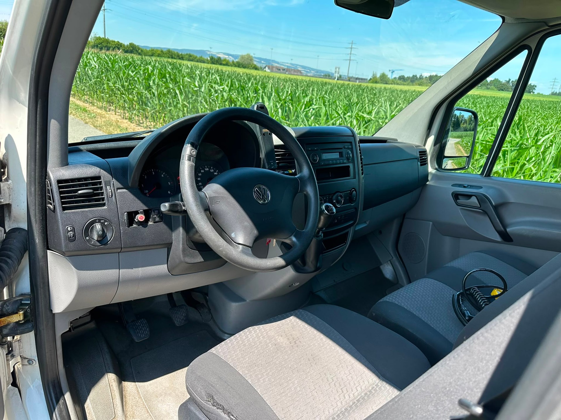 VW Crafter 35L 2.0 TDI CR-image-14