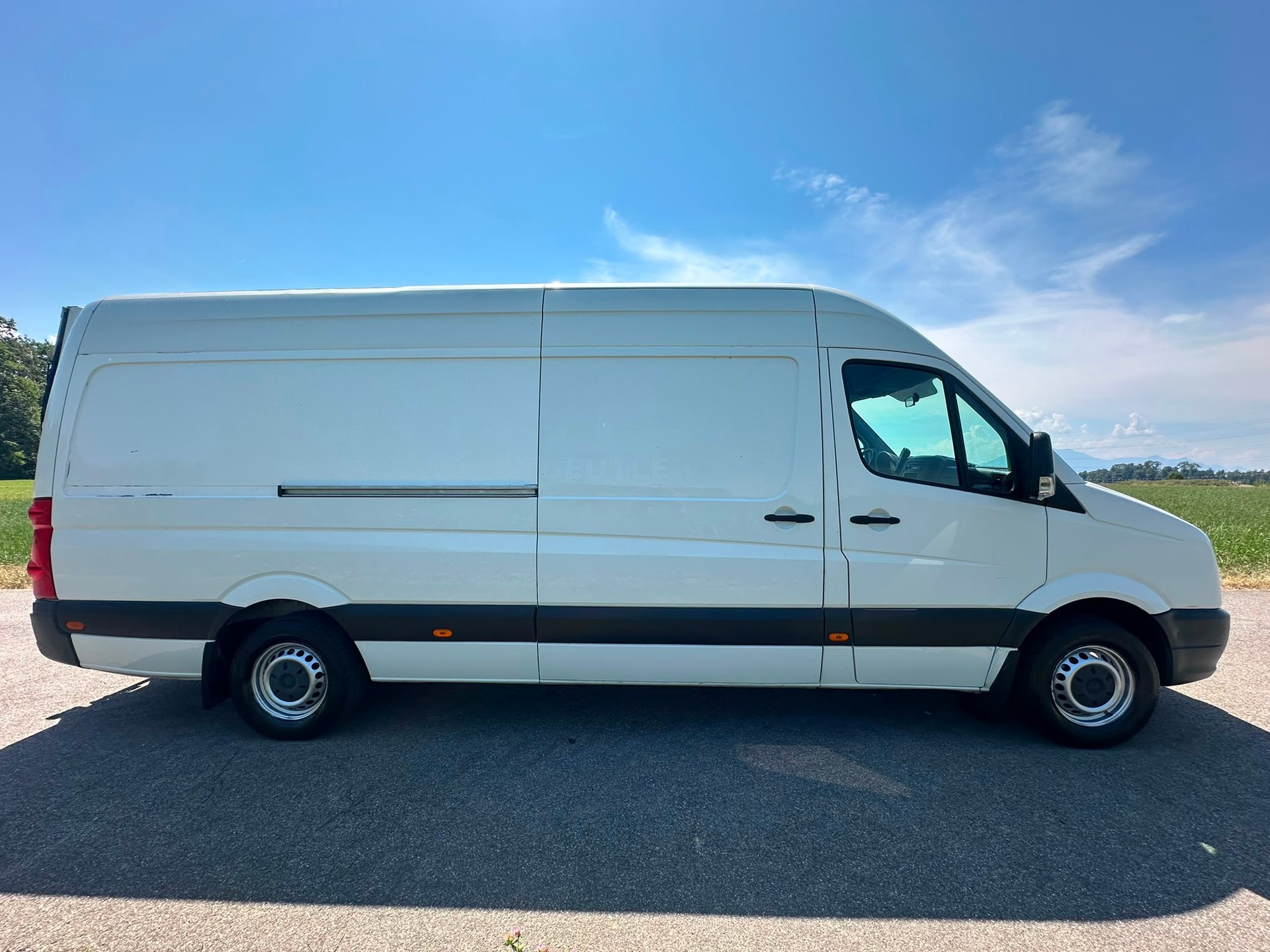 VW Crafter 35L 2.0 TDI CR-image-4