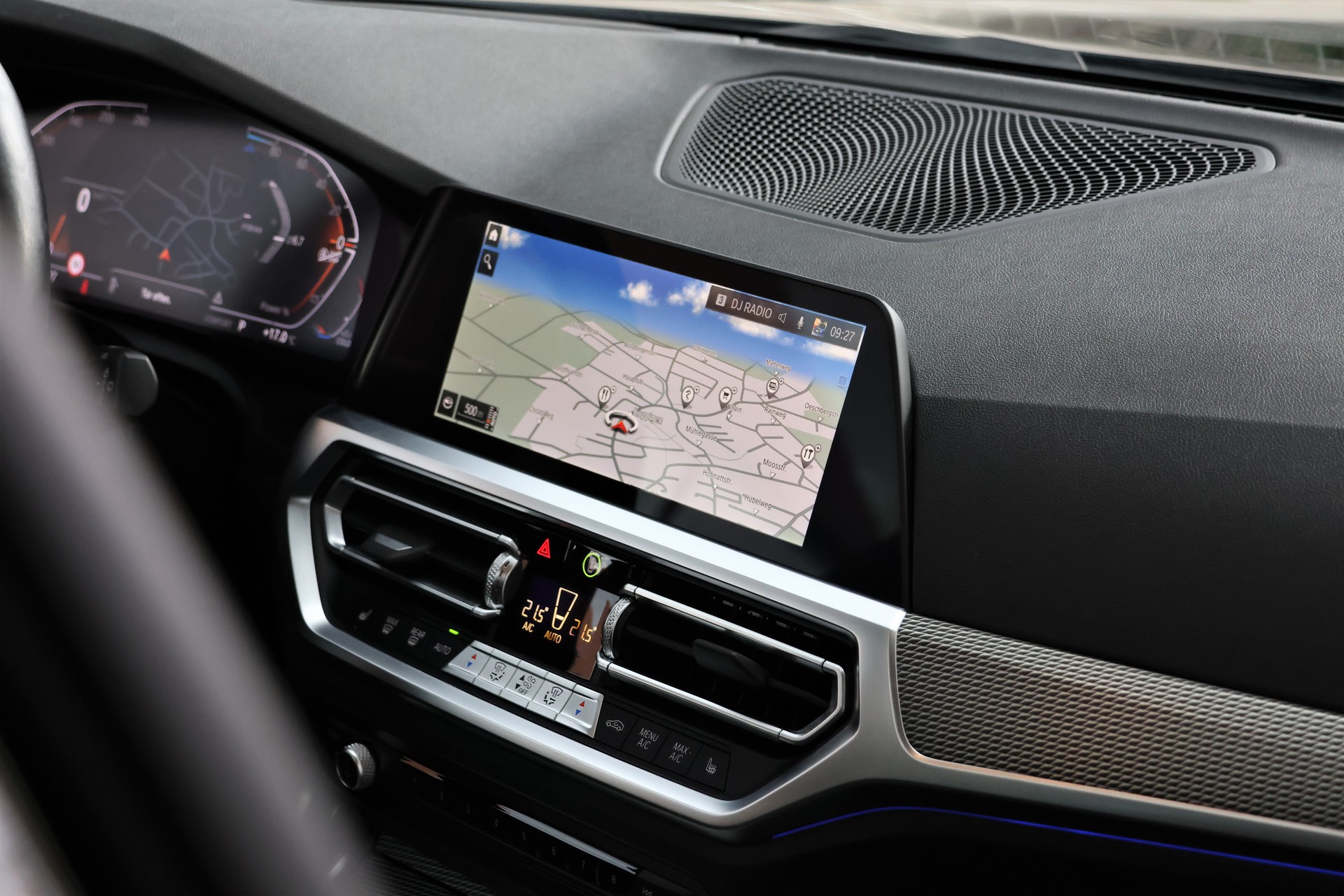 BMW 320d xDrive 48V Touring M Sport Steptronic (CH)-image-20