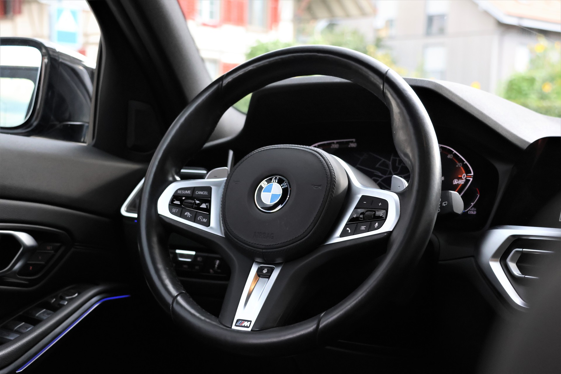 BMW 320d xDrive 48V Touring M Sport Steptronic (CH)-image-13