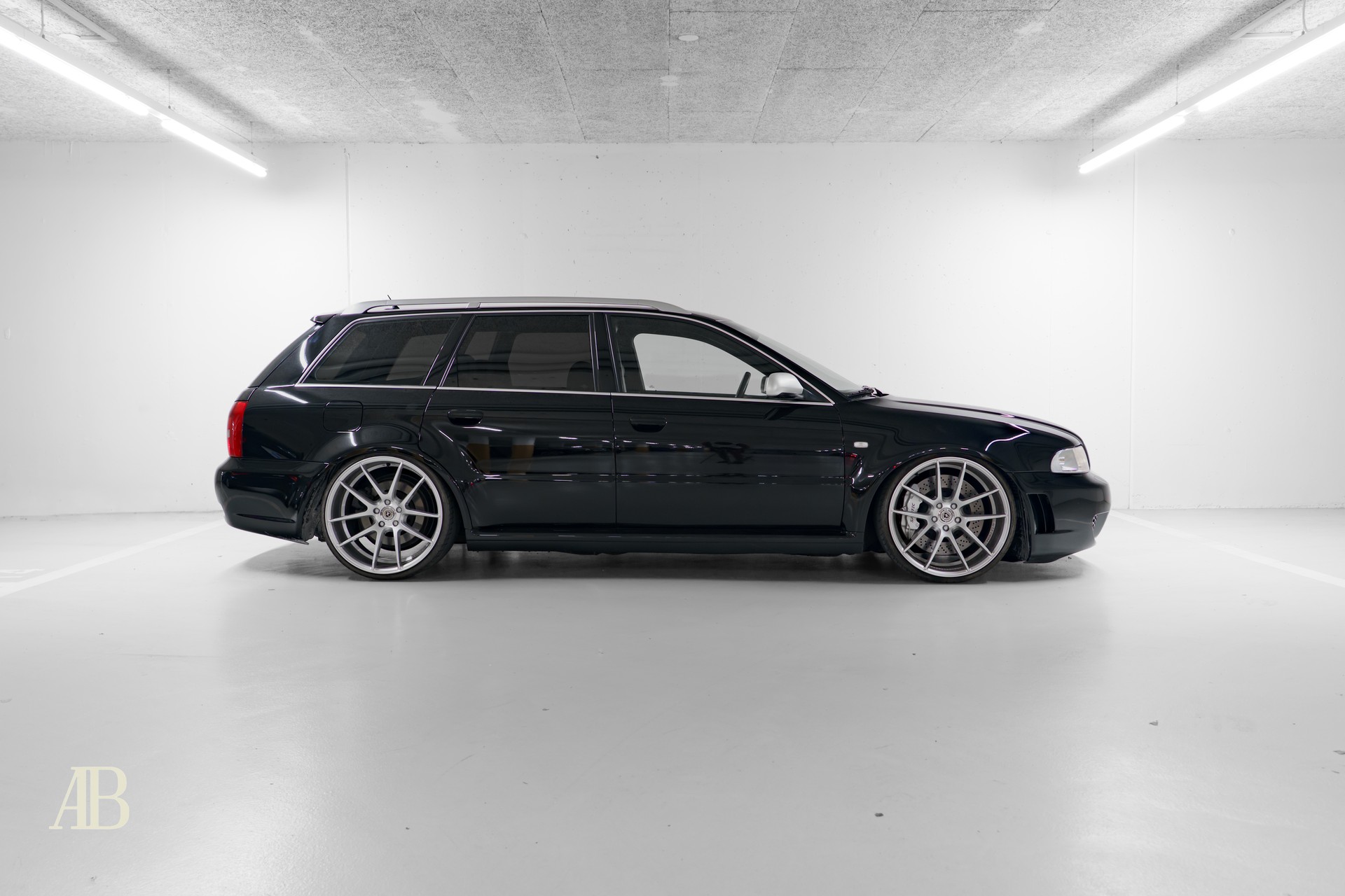 AUDI RS4 Avant 2.7 V6 Biturbo quattro - Sportec-image-7