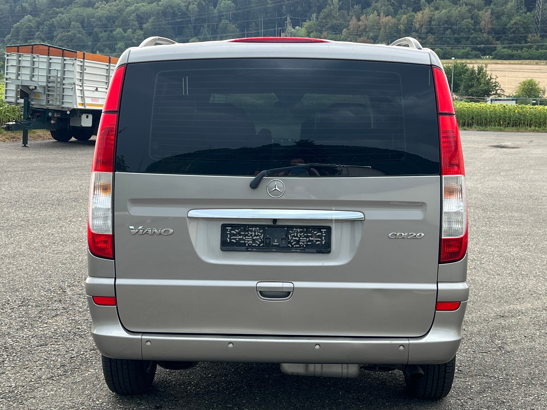 MERCEDES-BENZ VIANO-image-4