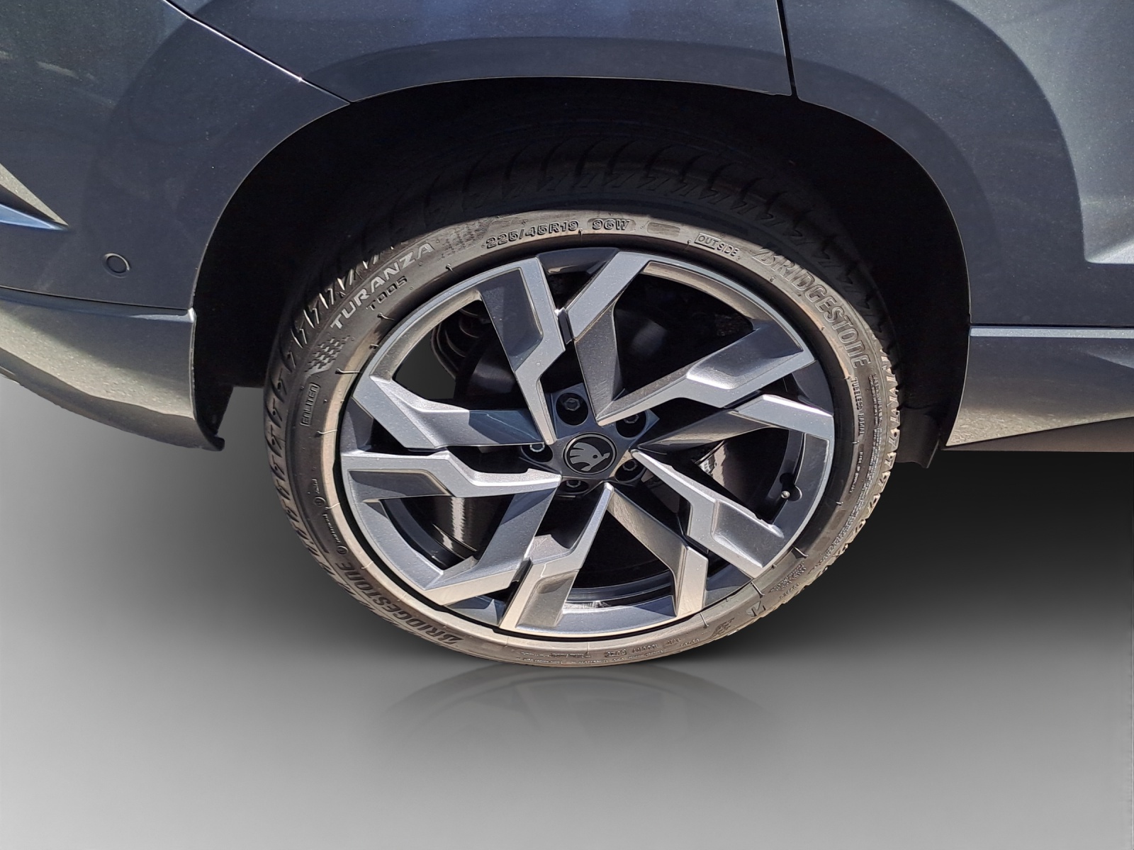 SKODA Karoq 2.0 TSI SportLine 4x4 DSG-image-13