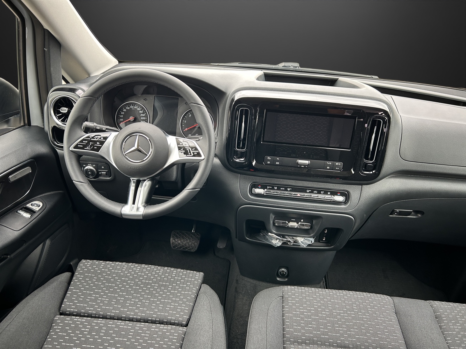 MERCEDES-BENZ Vito 119 CDI Lang Tourer 9G-Tronic 4M Select-image-9