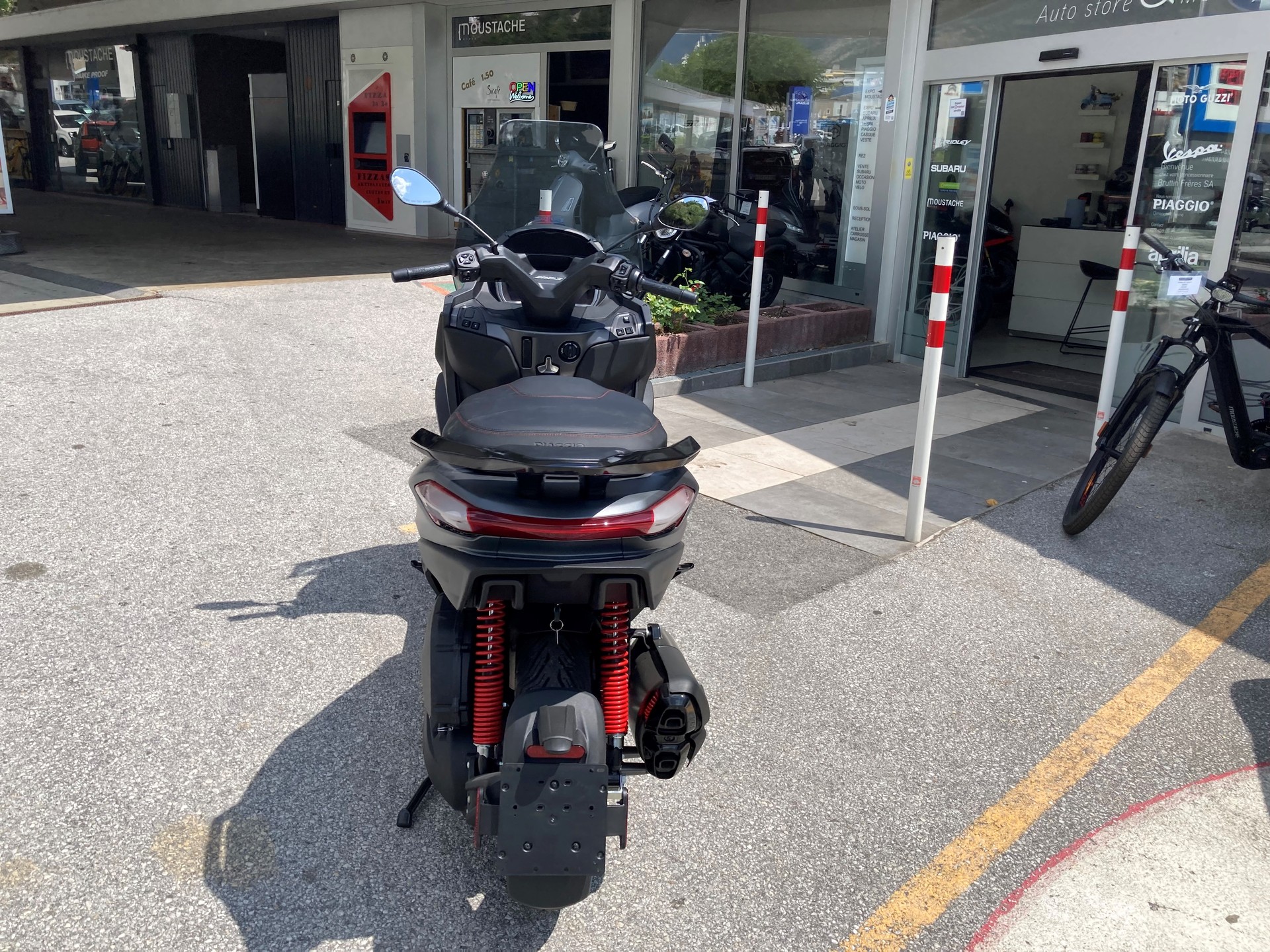 PIAGGIO MP3 400 Sport RST-image-5