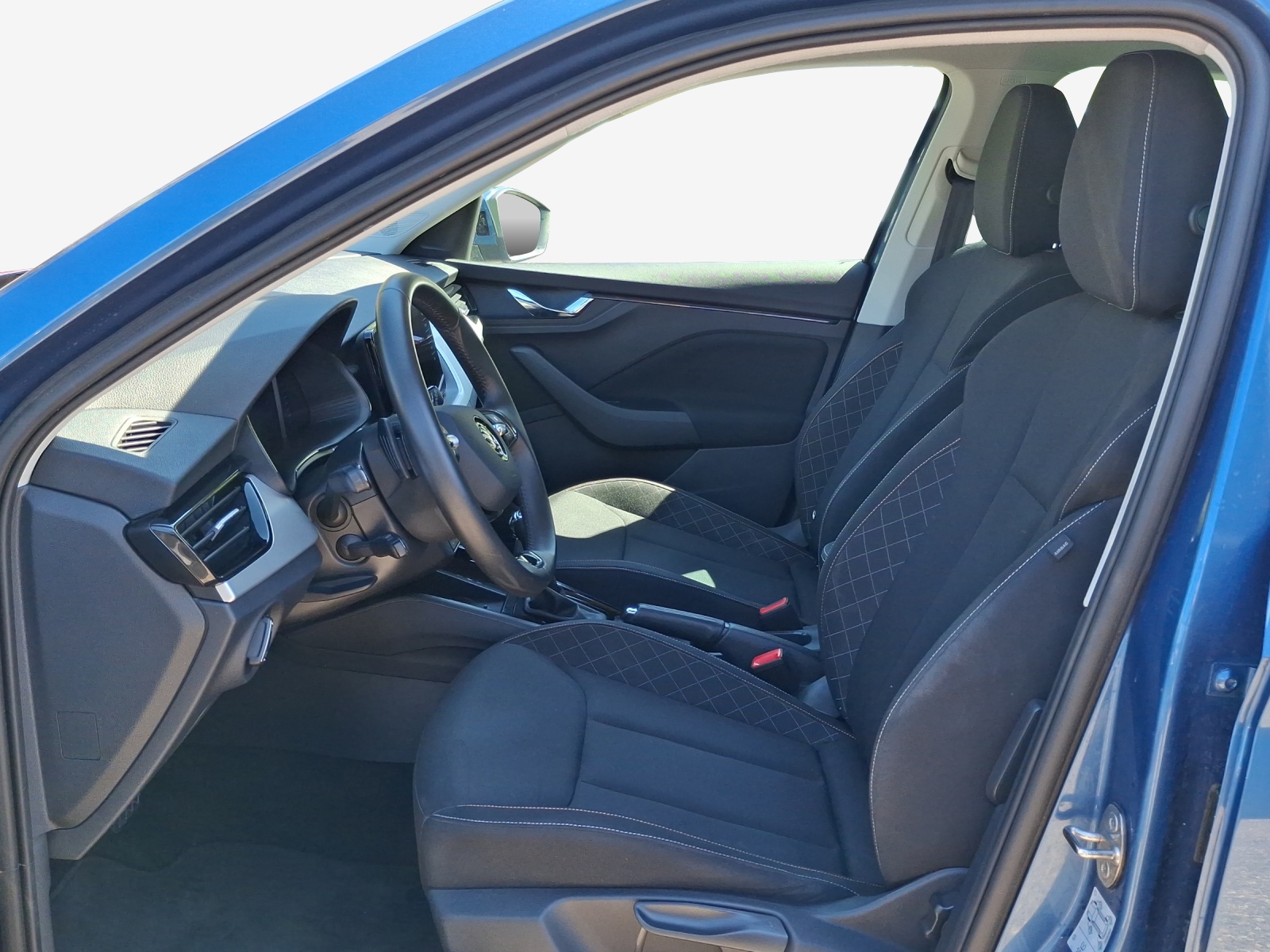 SKODA Kamiq 1.0 TSI Drive 125 DSG-image-7