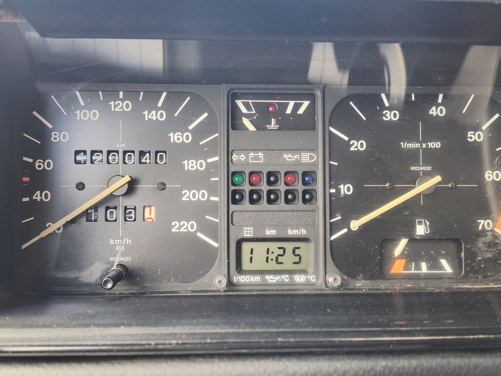 VW Golf Cabriolet 1800 (GL)-image-7