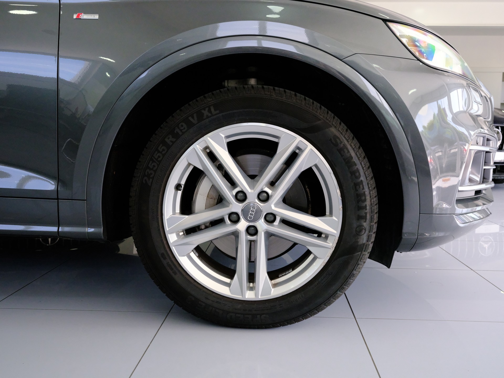 AUDI Q5 2.0 TFSI sport quattro S-tronic-image-17