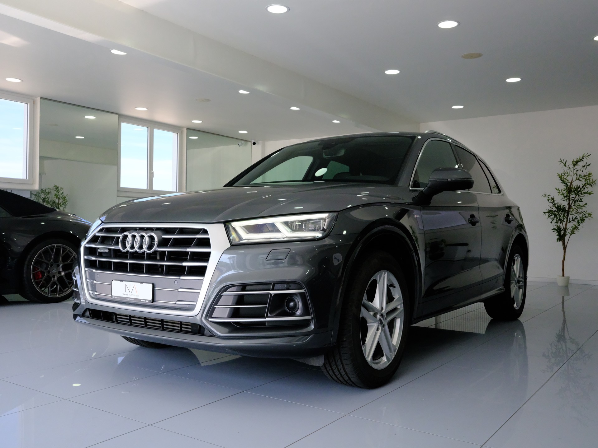 AUDI Q5 2.0 TFSI sport quattro S-tronic-image-3