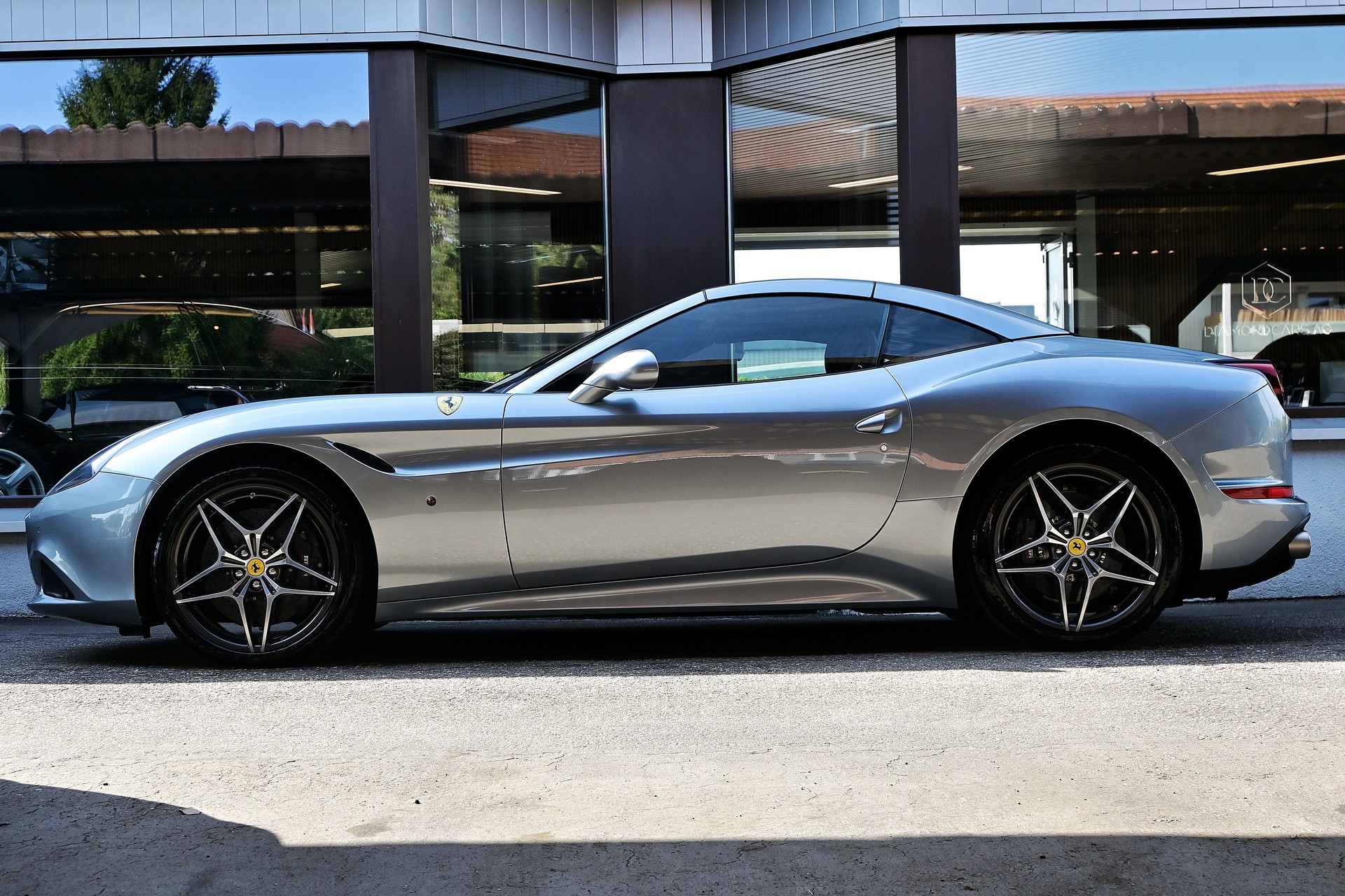 FERRARI California 3.9 V8 T-image-4