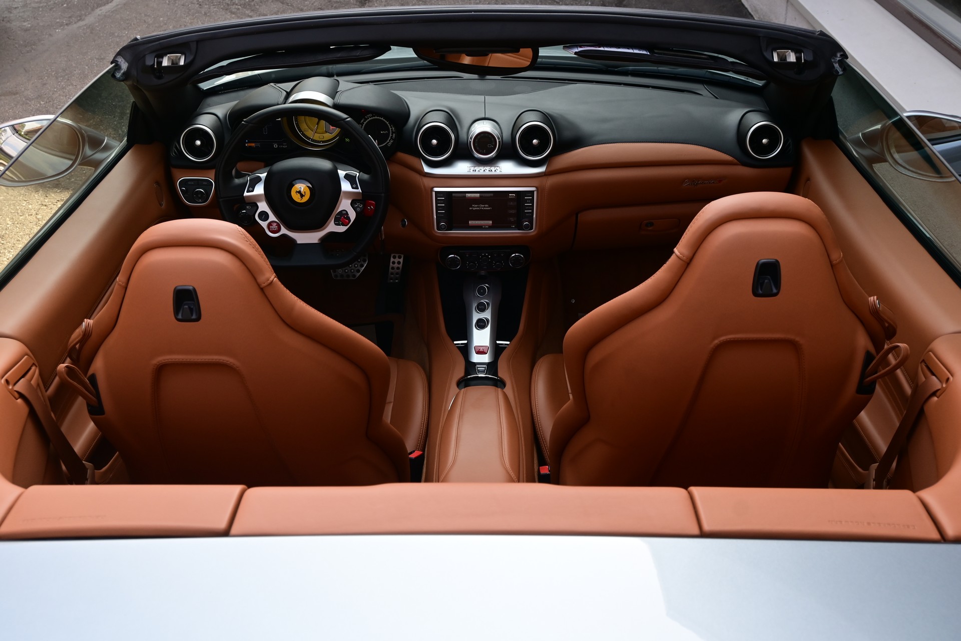 FERRARI California 3.9 V8 T-image-21