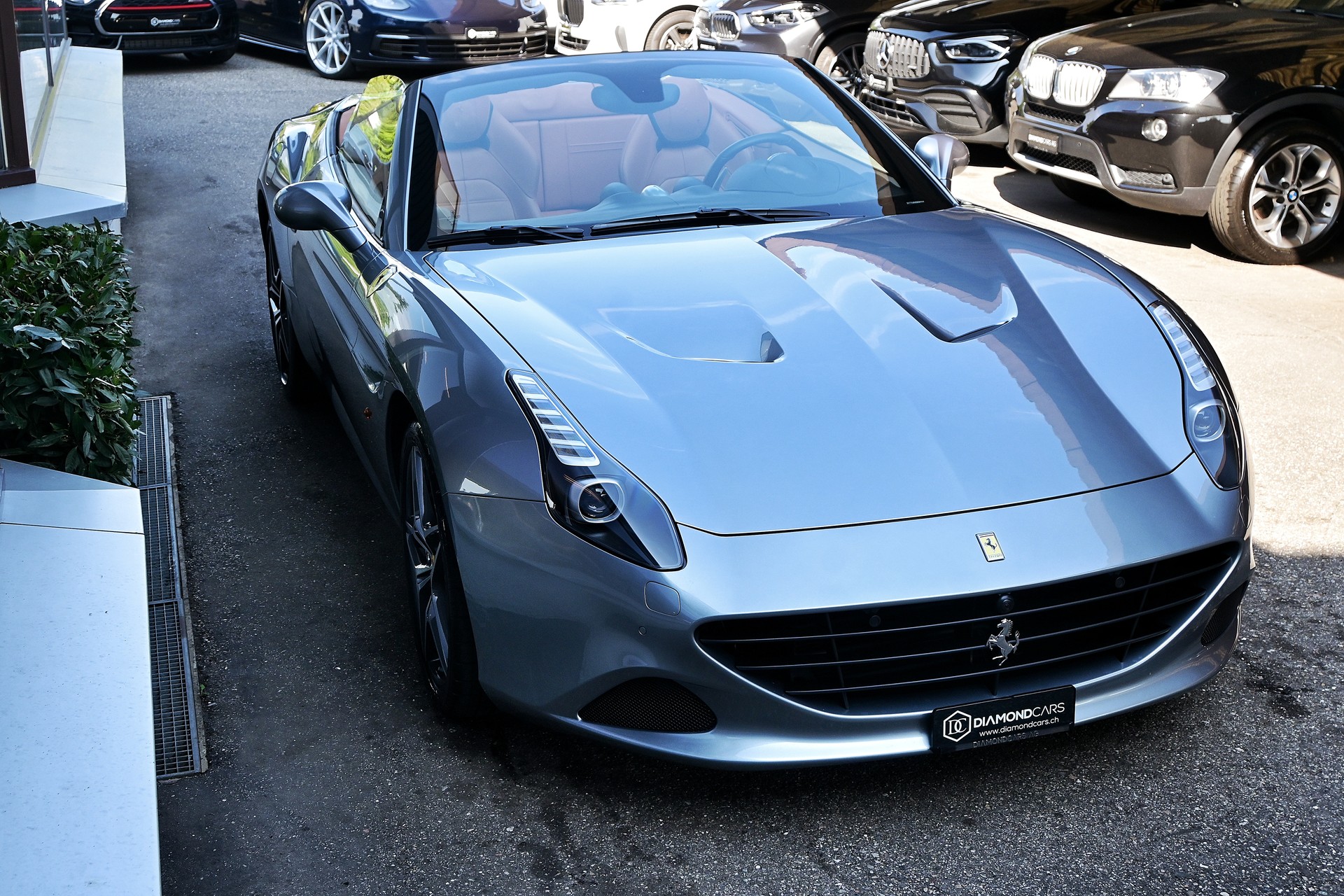 FERRARI California 3.9 V8 T-image-2