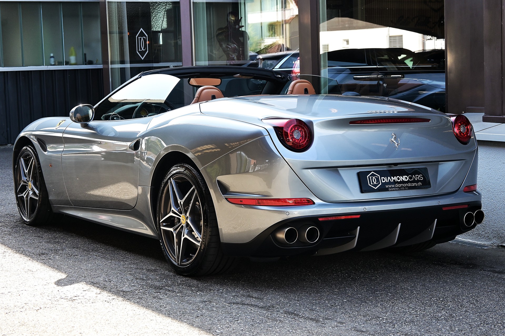 FERRARI California 3.9 V8 T-image-8