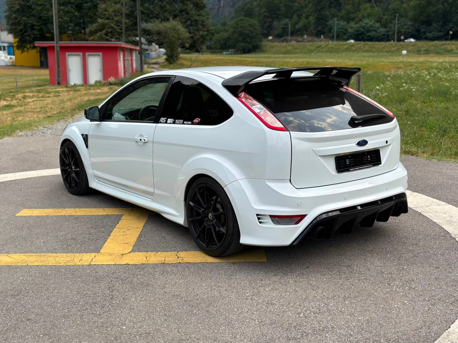 FORD Focus 2.5 Turbo RS-image-8