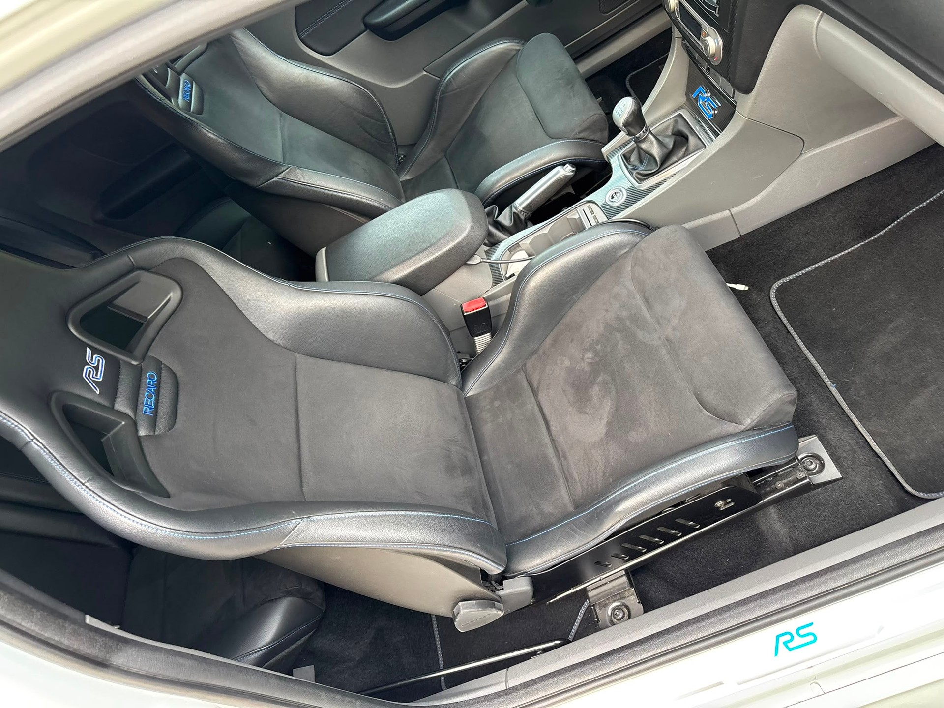 FORD Focus 2.5 Turbo RS-image-13