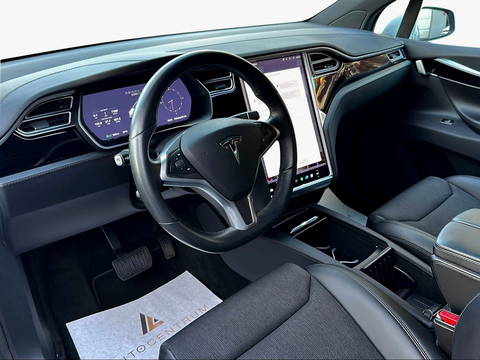 TESLA Model X 100 D-image-1
