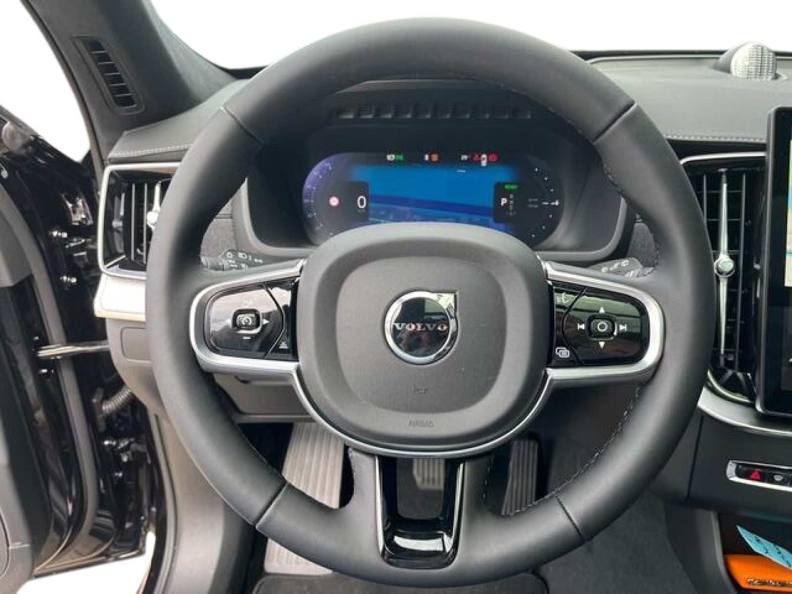 VOLVO XC90 T8 AWD PluginHybrid Black Edition Geartronic-image-17