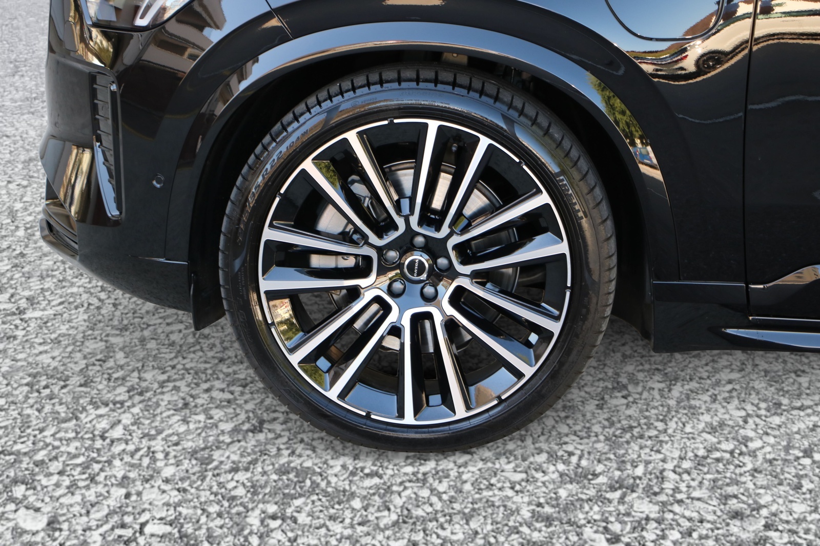 VOLVO XC90 T8 AWD PluginHybrid Black Edition Geartronic-image-8