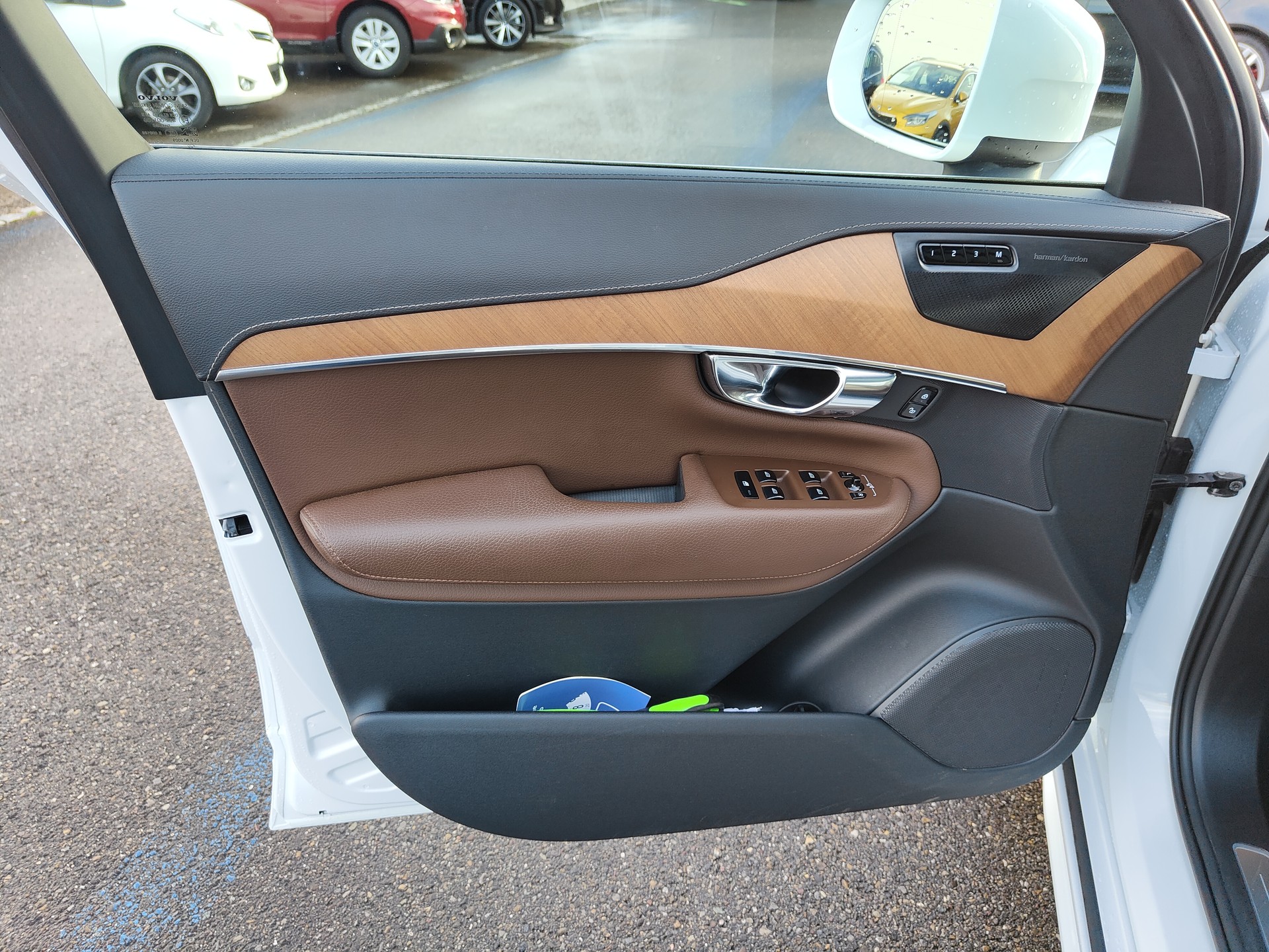 VOLVO XC90 2.0 T8 TE Inscription 7P. eAWD-image-13