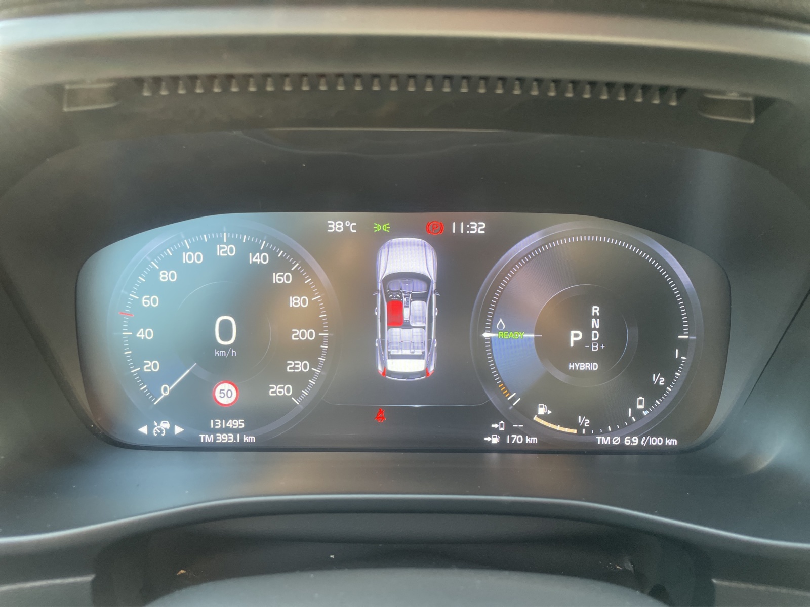 VOLVO XC40 T5 TwE R-Design DCT-image-20