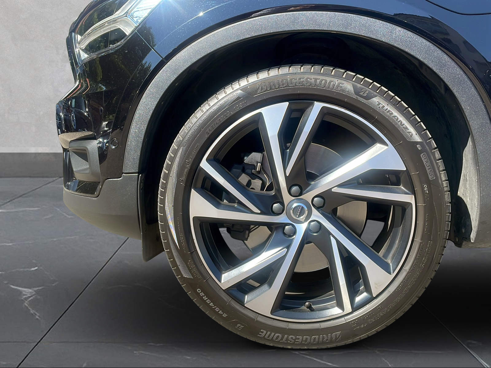 VOLVO XC40 T5 TwE R-Design DCT-image-8