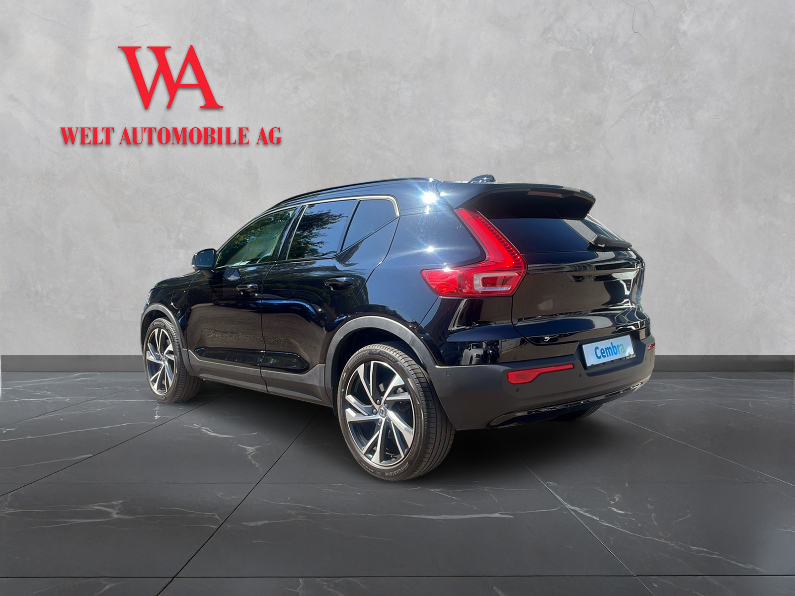 VOLVO XC40 T5 TwE R-Design DCT-image-2