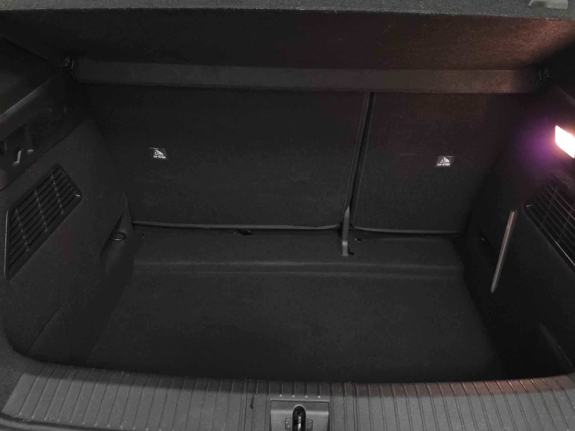 RENAULT Mégane E-TECH EV60 Techno-image-15