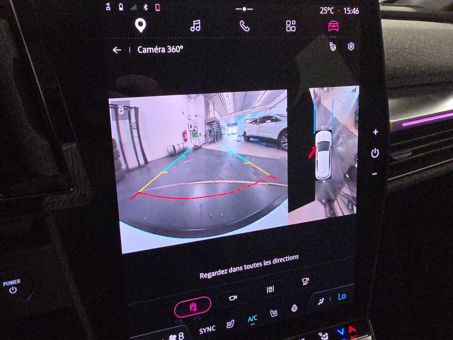 RENAULT Mégane E-TECH EV60 Techno-image-12