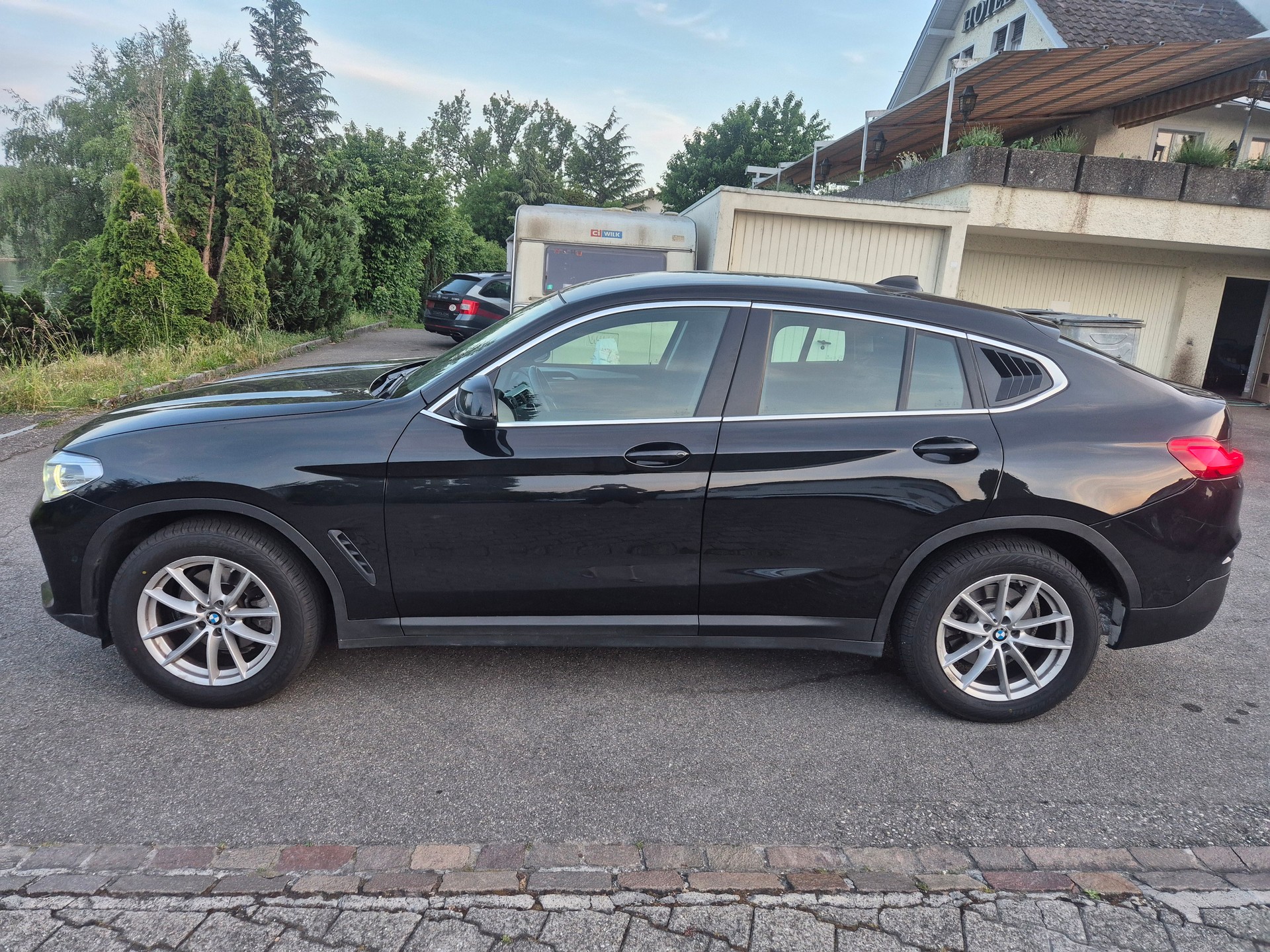 BMW 2.0 d xdrive-image-1