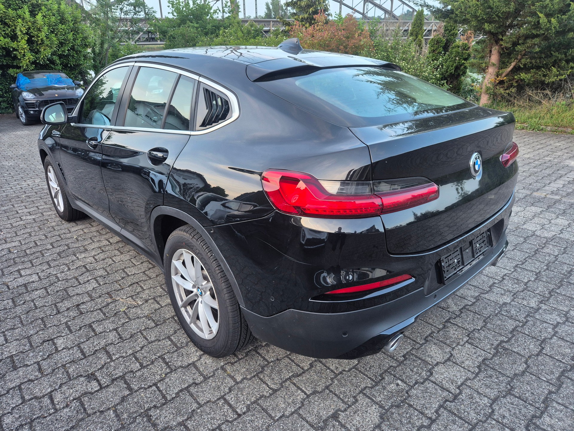 BMW 2.0 d xdrive-image-8