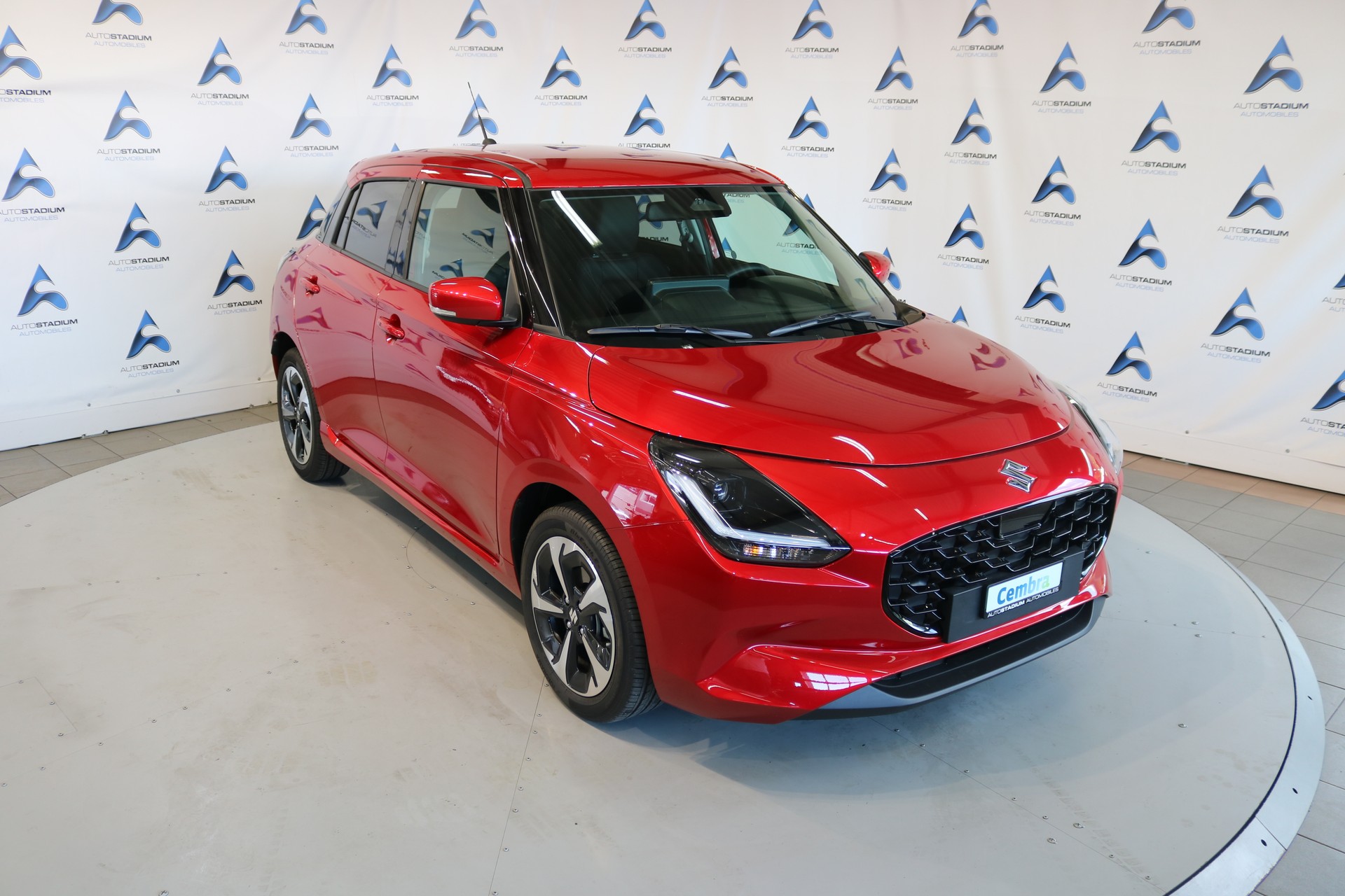 SUZUKI Swift SWISS EDITION Hybrid CVT-image-0